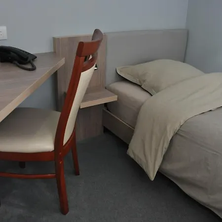 Garni Plava Laguna Ćuprija